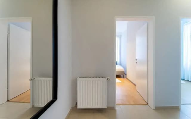 Beautiful and Sunny 2bdr Apartment - photo 3