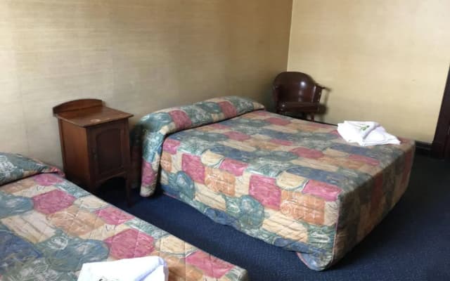 Strathfield Hotel - photo 4