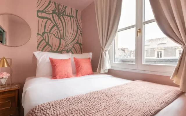Luxury 2 Bedroom With AC - Louvre & Champs Elysees - photo 3