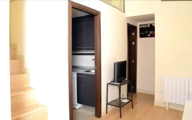 Moderno Loft cerca de Metro y de Aparcamiento - photo 4