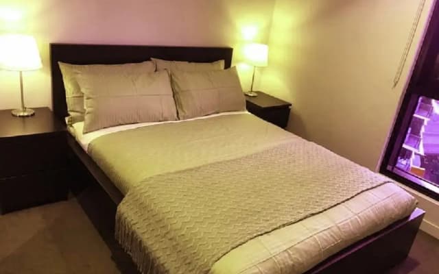 Southbank Platinum Tower Apartment - photo 3
