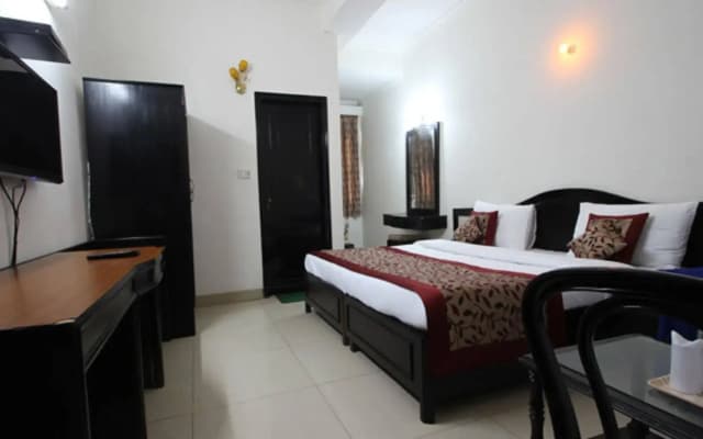 Hotel Citi Continental - photo 5