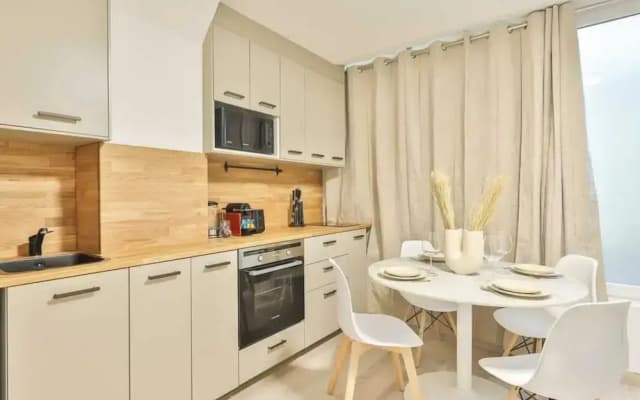 Newly Renovated Appartement Canal de L'ourq - photo 4