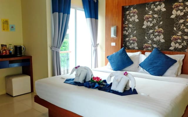 Calypso Patong Hotel - photo 4
