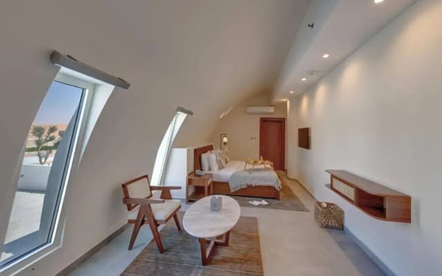 Western Hotel Liwa - photo 2