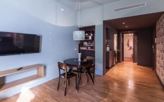 Suite Spanish Apartment - photo 2