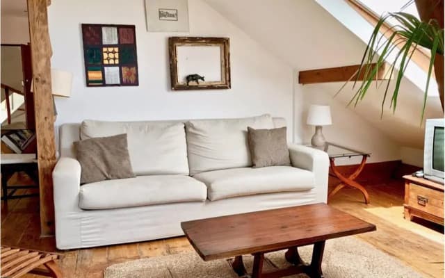 Charming central sunny penthouse - photo 2