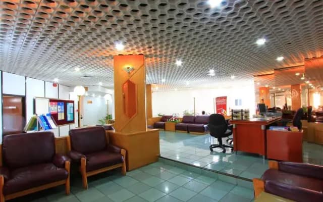 Beach Hotel Sharjah - photo 2