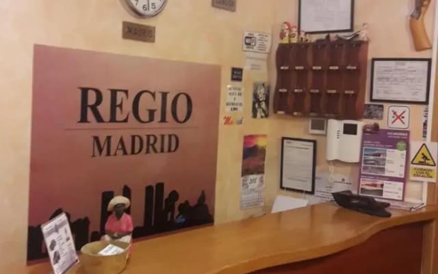 Hostal Regio - photo 2