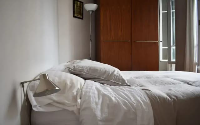 1 Bedroom Flat In Le Marais - photo 2