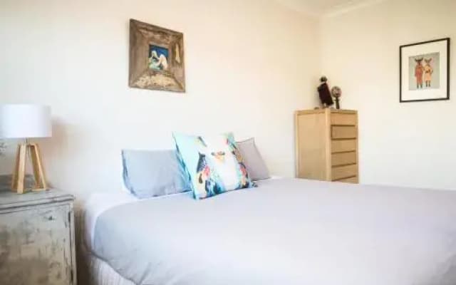 Stylish and Spacious Beach Apartment - photo 5