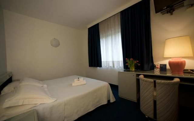 Club Hotel - photo 4