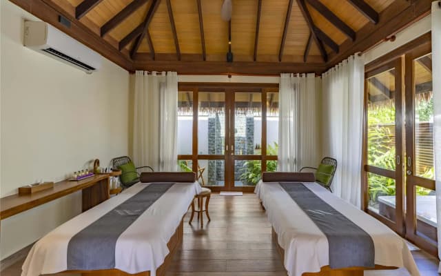 Melia Whale Lagoon Maldives Resort - photo 2