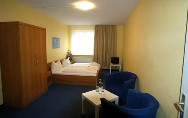 Hotel Siemensstadt - photo 2