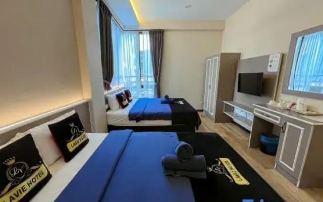 Hotel Lavie at Centrum - photo 2