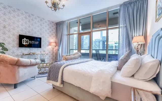 Elite LUX Holiday Homes - Bay Square Luxury Studio in Business Bay Dubai - photo 2