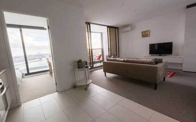 Sunshine Apartments Southern Cross - photo 5