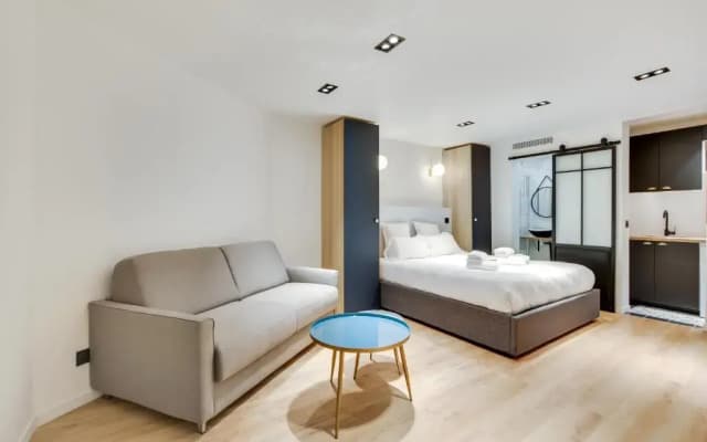 Pick A Flat's Apartment in Bastille - Rue du Chemin Vert - photo 2