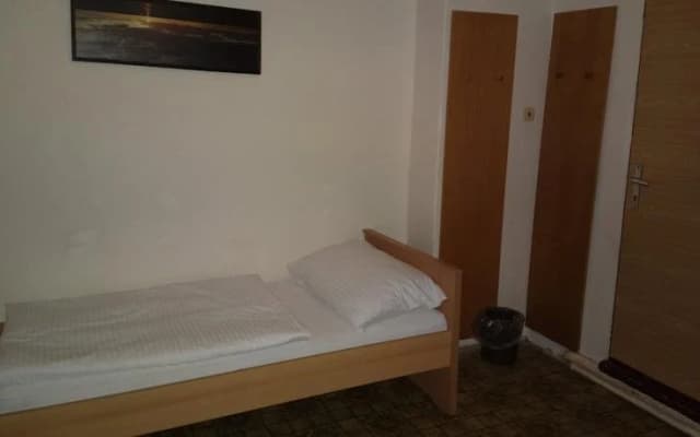 Hostel 4 U - Dolni Chabry - photo 4