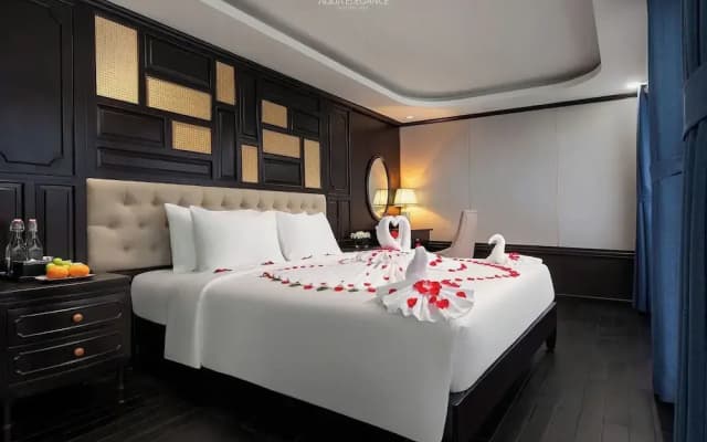 Luxury of the sea Cruise LanHa bay 5Star - photo 3
