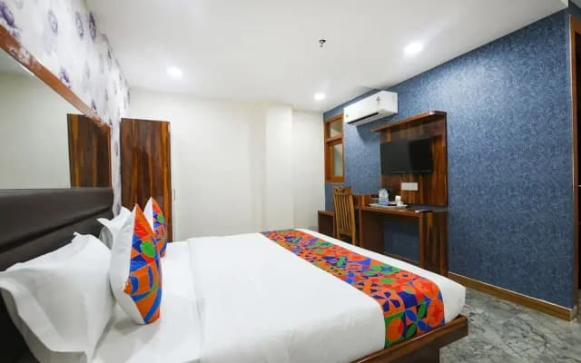 Fabhotel Mona Continental - photo 3