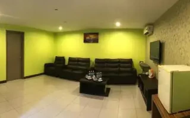 Sarikei Garden Hotel - photo 3