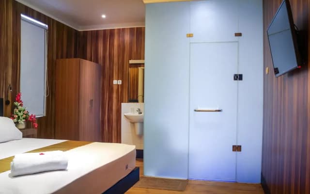 Madu Inn Hotel - photo 5