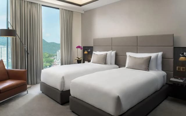 G Hotel Kelawai - photo 4