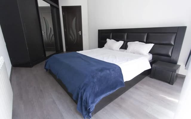 Tbilisi City Center Luxury Apartment #14 - photo 2