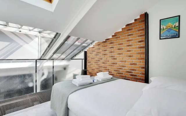 Chic & Spacious Loft 3br/6p Paris Center - photo 2