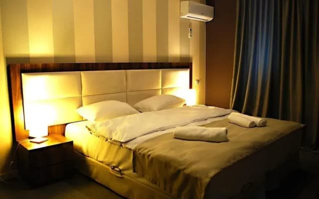 Hotel West - photo 4