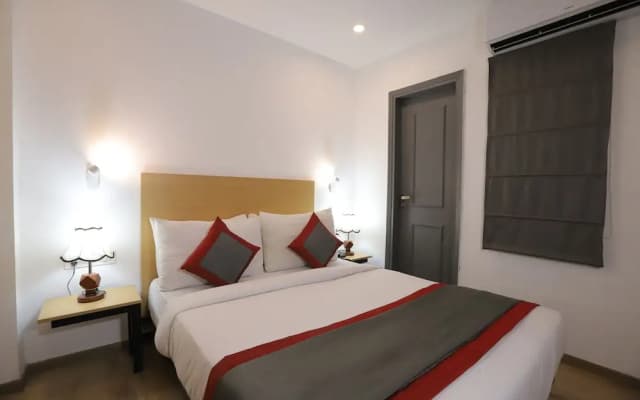 Qotel Hotel La Serene Gagan Vihar - photo 3