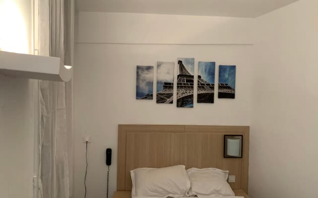 Hôtel De Bordeaux - photo 4