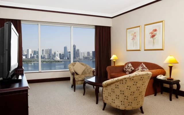Corniche Al Buhaira Hotel - photo 3