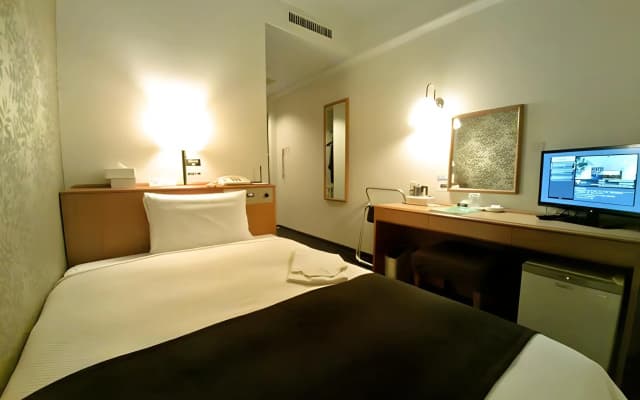 Smile Hotel Tokyo Ayase Ekimae - photo 4
