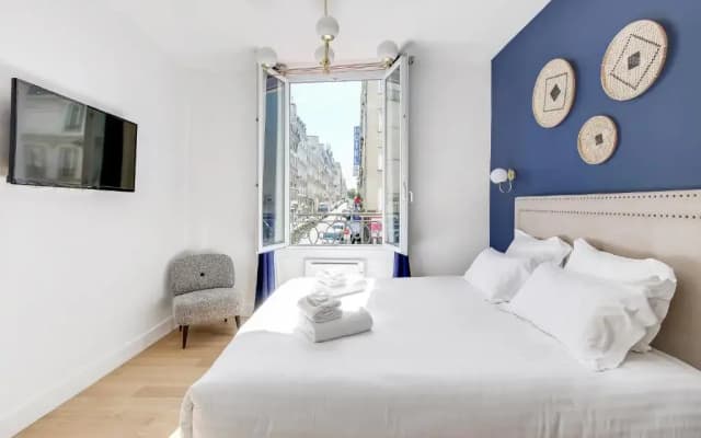 Pick A Flat's Apartment in Le Marais - rue Saint Apoline - photo 5