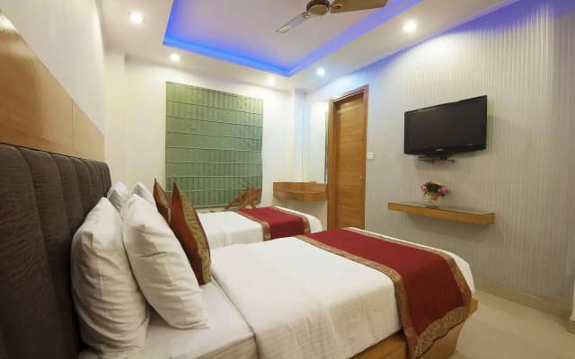 Treebo Trend Hotel Fortuner - photo 4