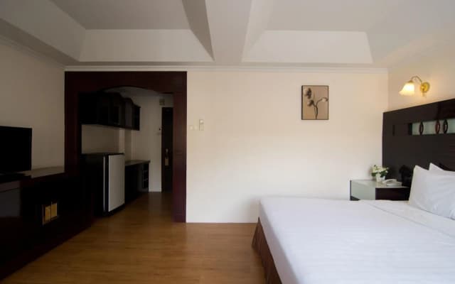 LK Mansion - photo 3