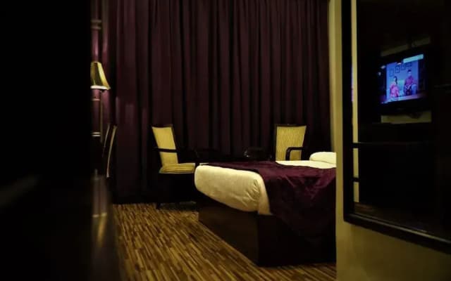 Mohan Vilaas Hotel and Resort - photo 5