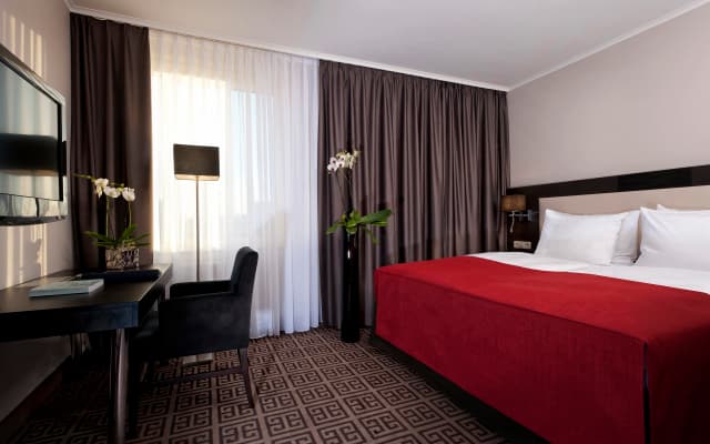 Hotel Palace Berlin - photo 5