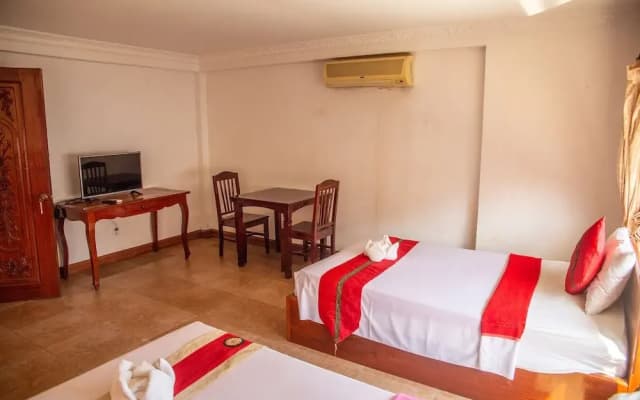 Hotel Rajdhani Palace - photo 3