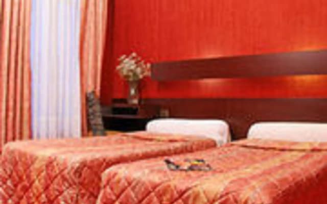 Lala Hotel - photo 2