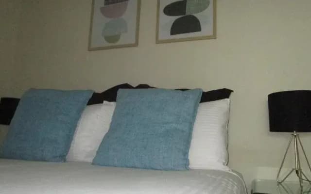 Harbour Escape Apartments - photo 5