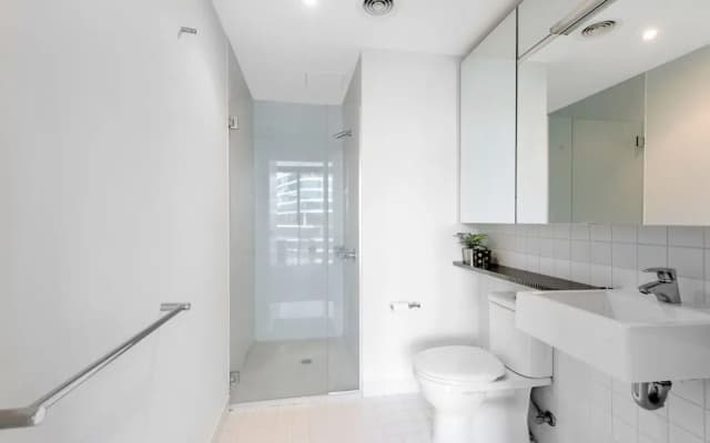 FARINA, 1BDR Docklands Apartment - photo 4