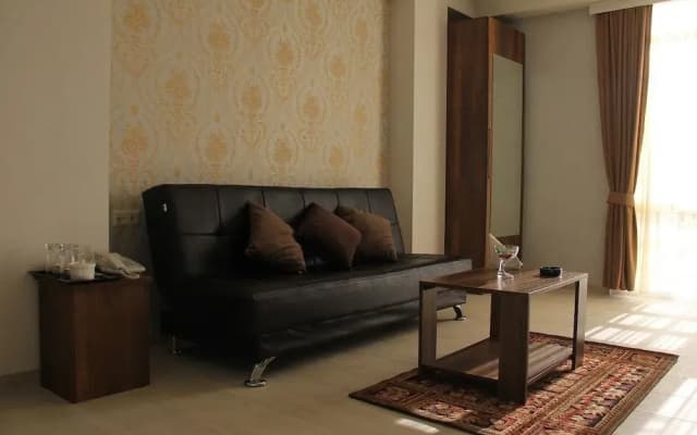 Moonlight Hotel - photo 2