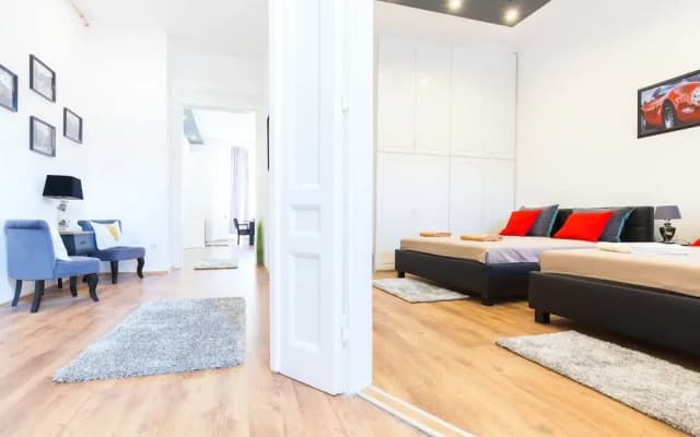 Real Apartments Zichy - photo 4