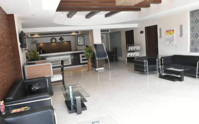 Hotel Impress By Rmr Hotels - photo 2
