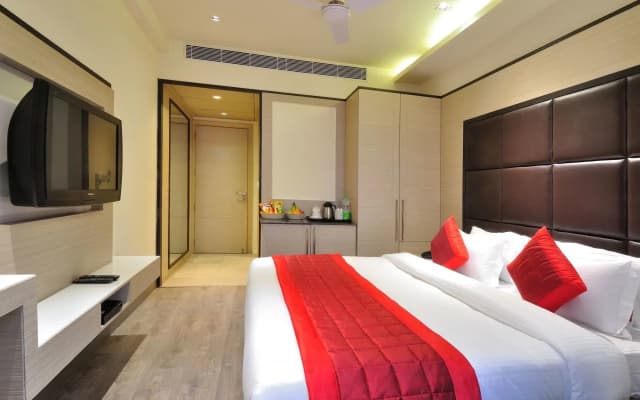 Hotel Royal Grand - photo 5
