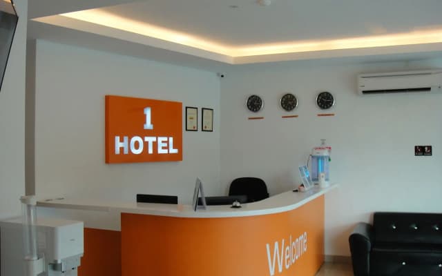 1 Hotel Mahkota Cheras - photo 5
