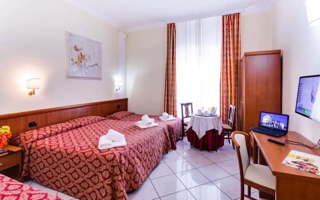 Hotel Suite Caesar - photo 2